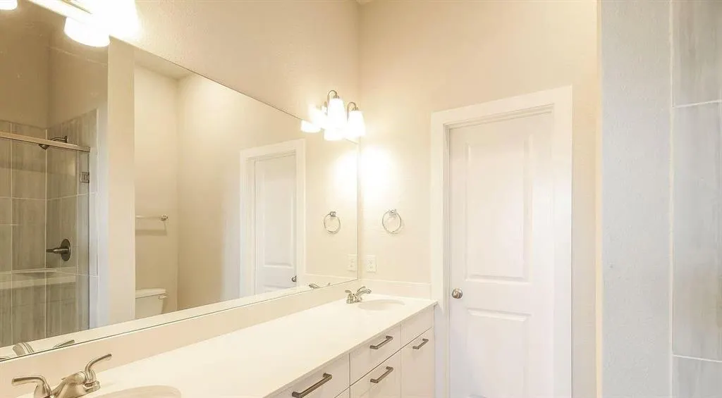 1304 Creekbank Drive