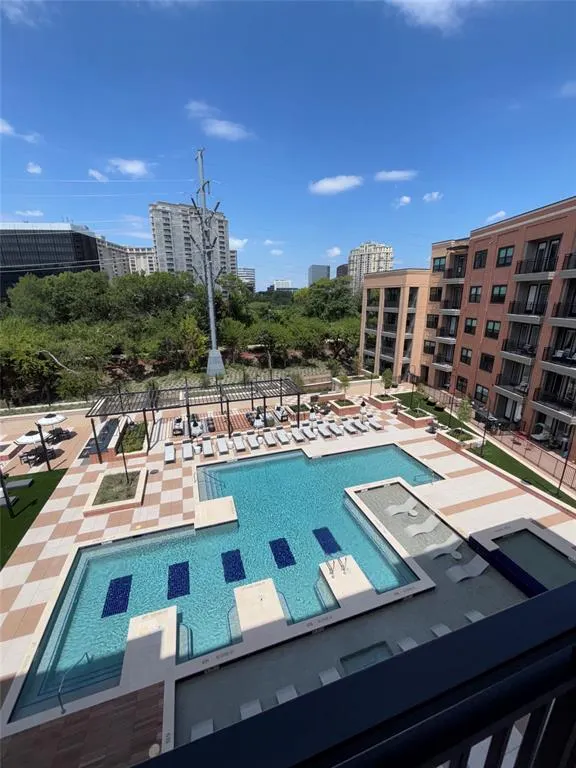 3255 Carlisle Street, #2418