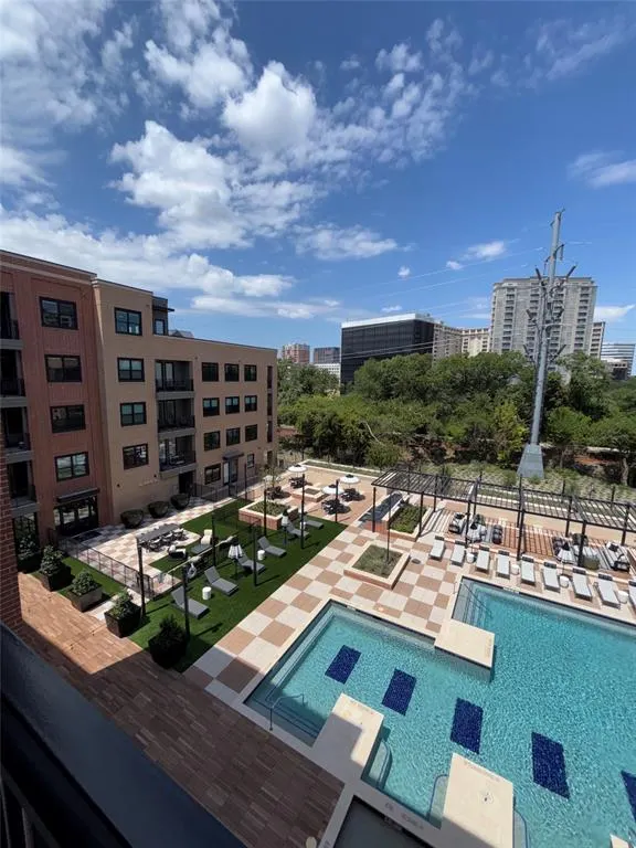 3255 Carlisle Street, #2418