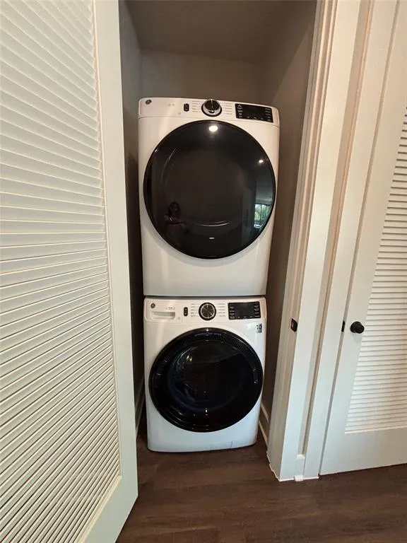 3255 Carlisle Street, #2418