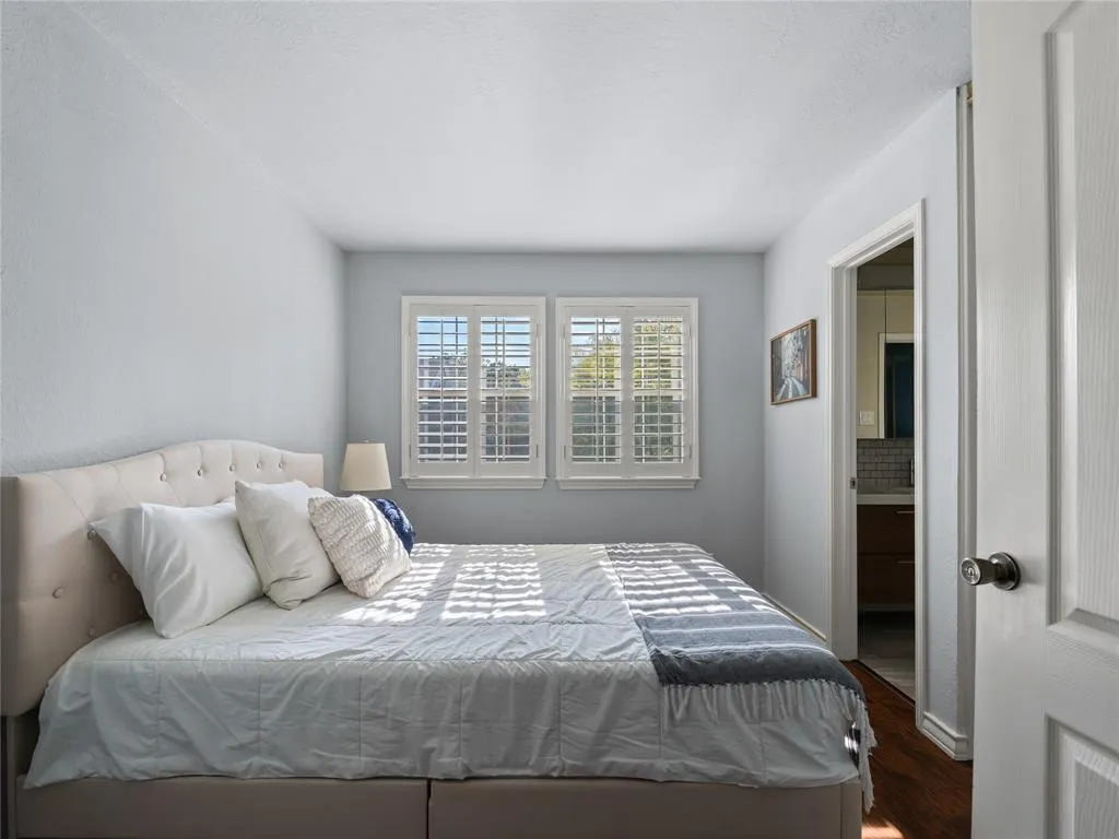 6220 Bentwood Trail, #205