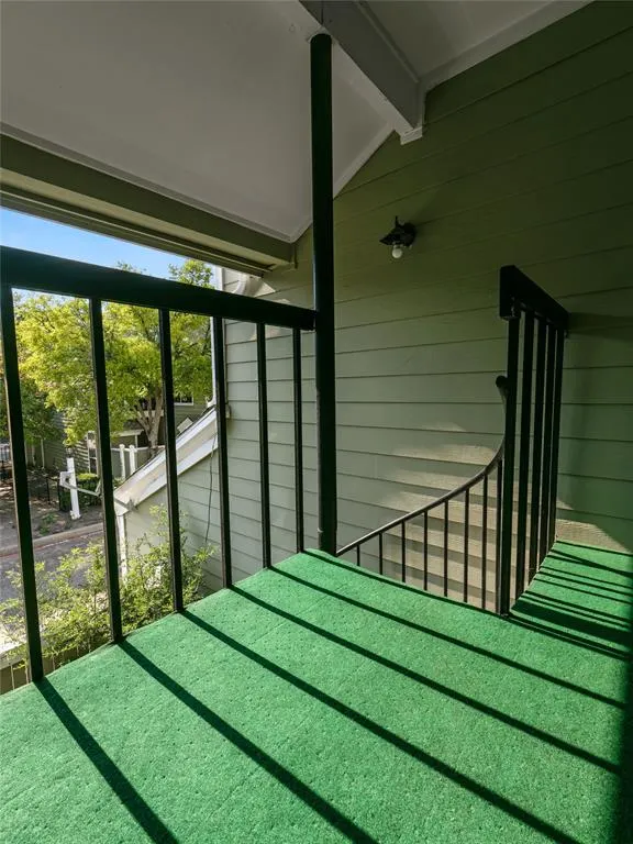 6220 Bentwood Trail, #205