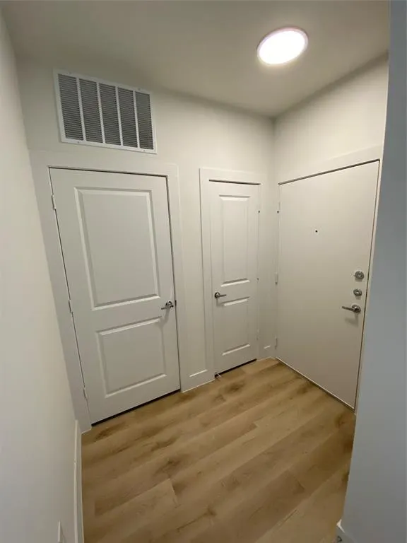 Undisclosed Address, #7312