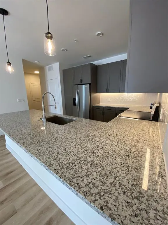 Undisclosed Address, #7312