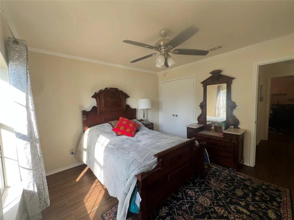 2307 Honeysuckle Drive