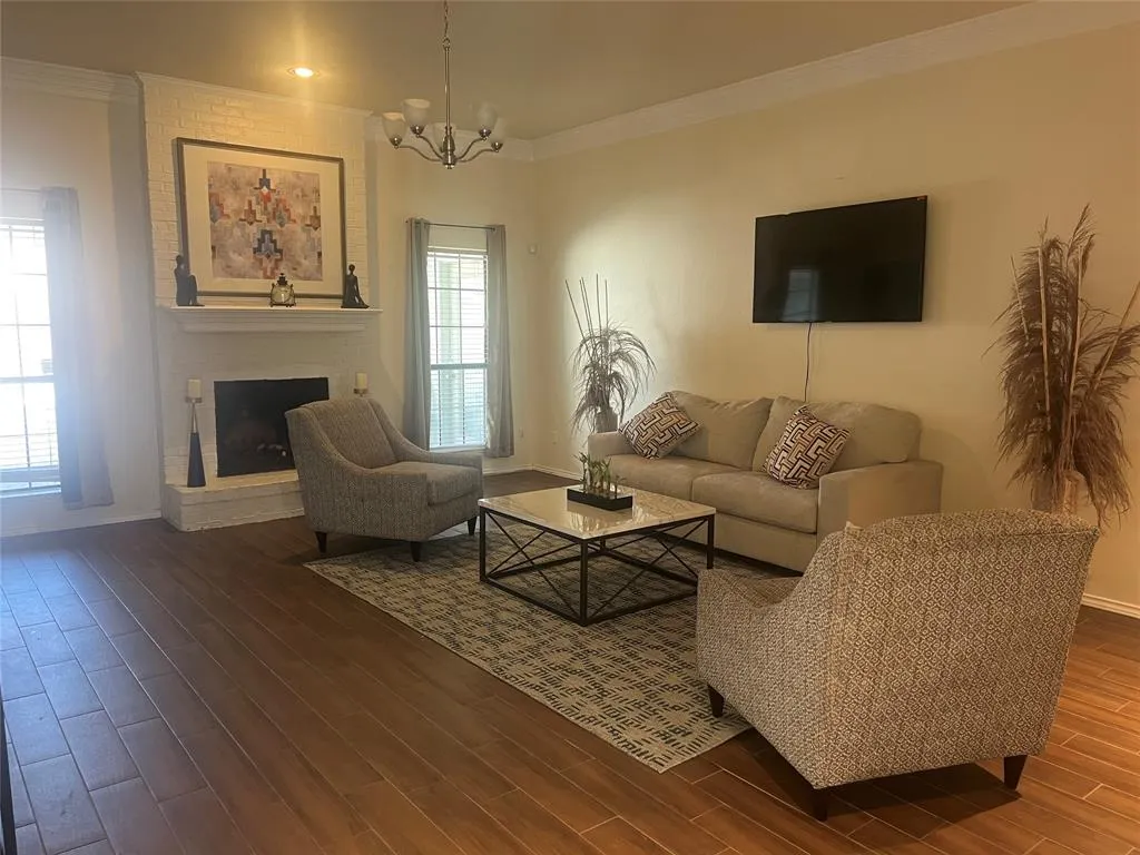 2307 Honeysuckle Drive