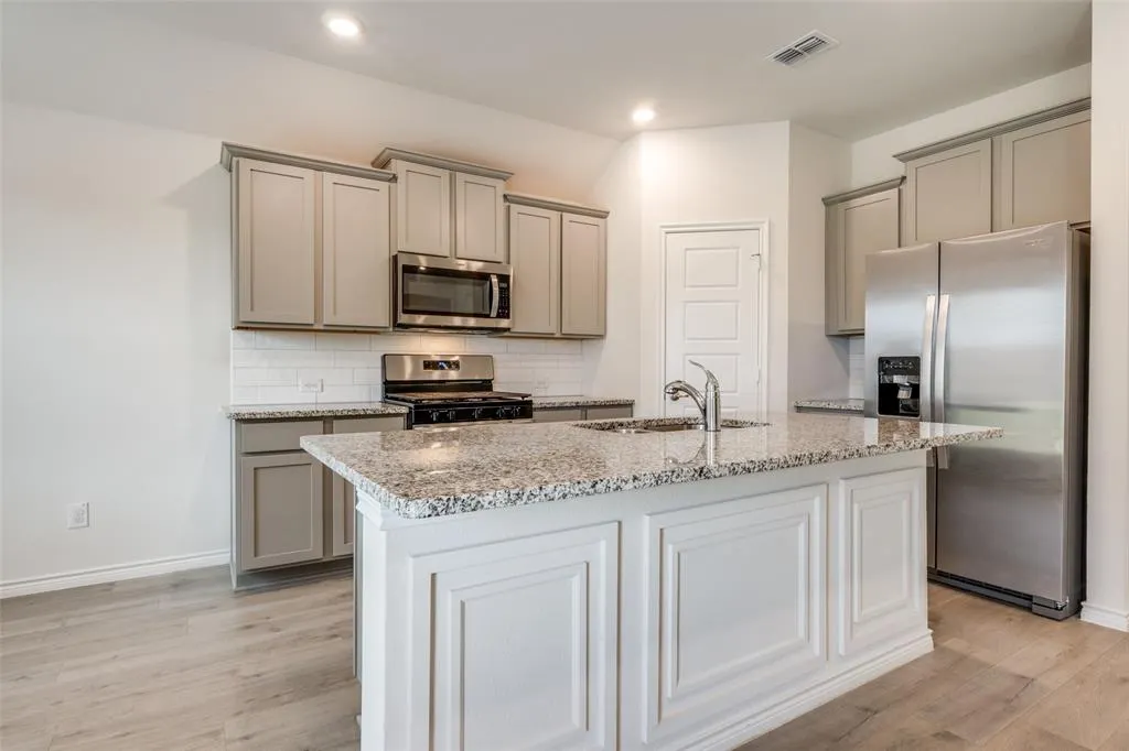 3915 Silver City Avenue