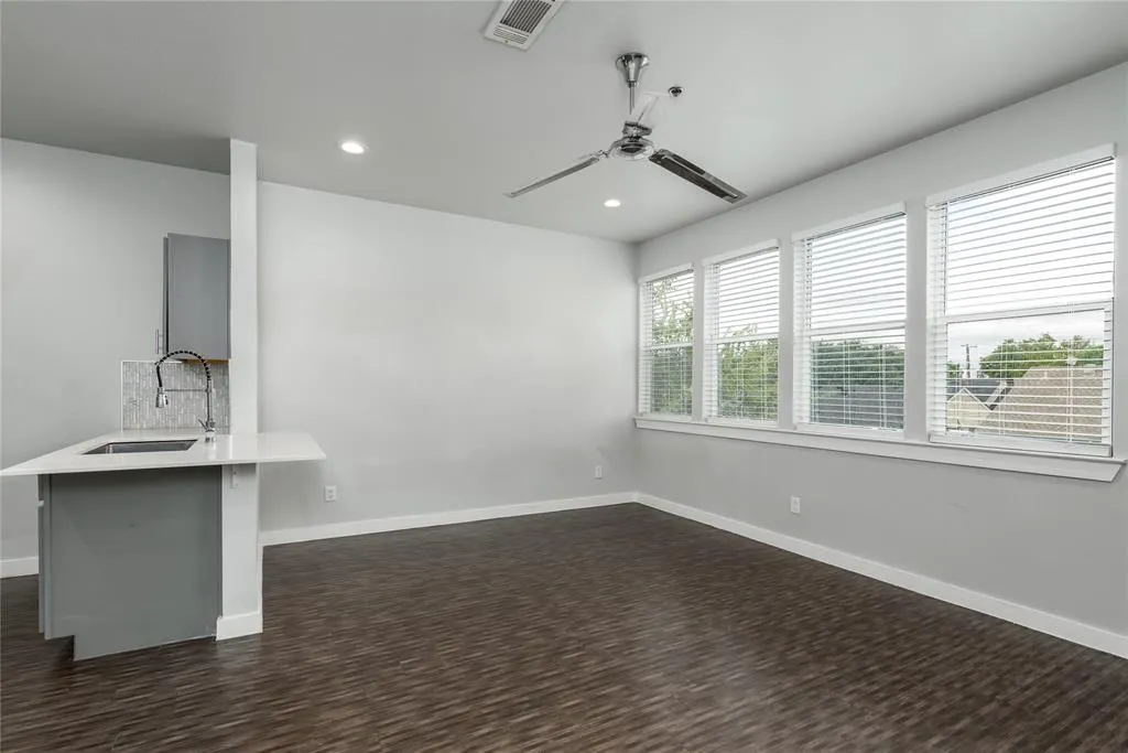 2330 Kirby Street, #6