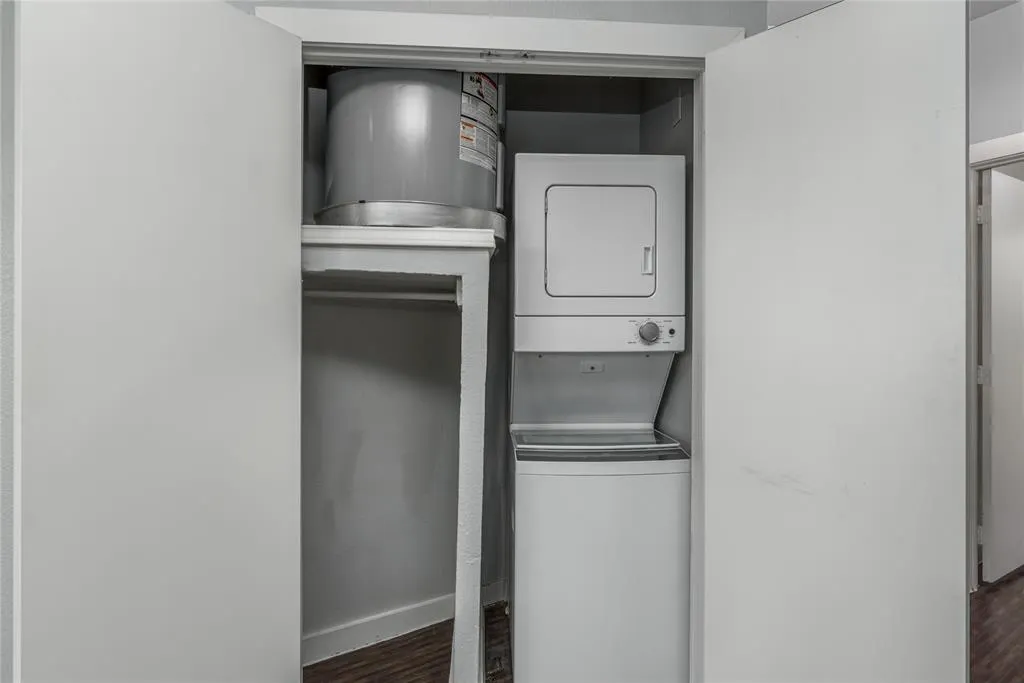 2330 Kirby Street, #6