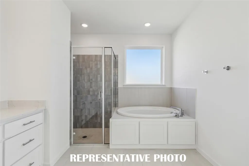 5617 Golden Sun Lane