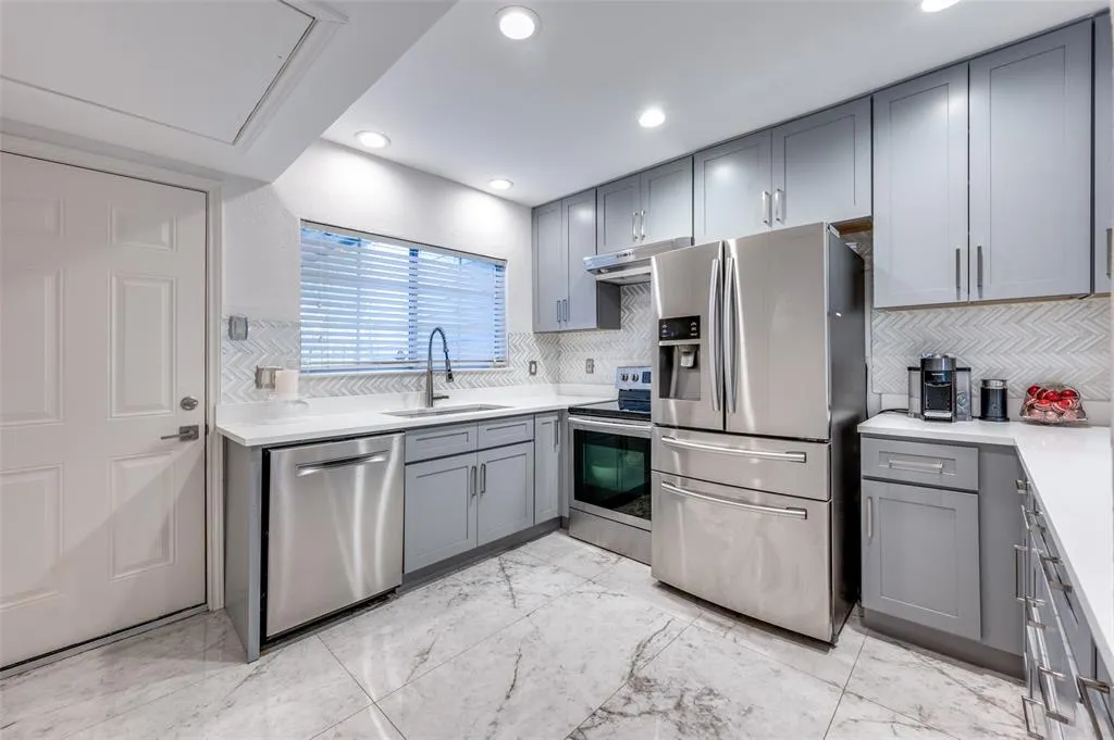 4050 Frankford Road, #608