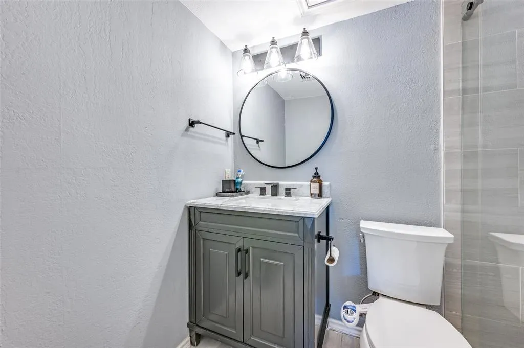 4050 Frankford Road, #608