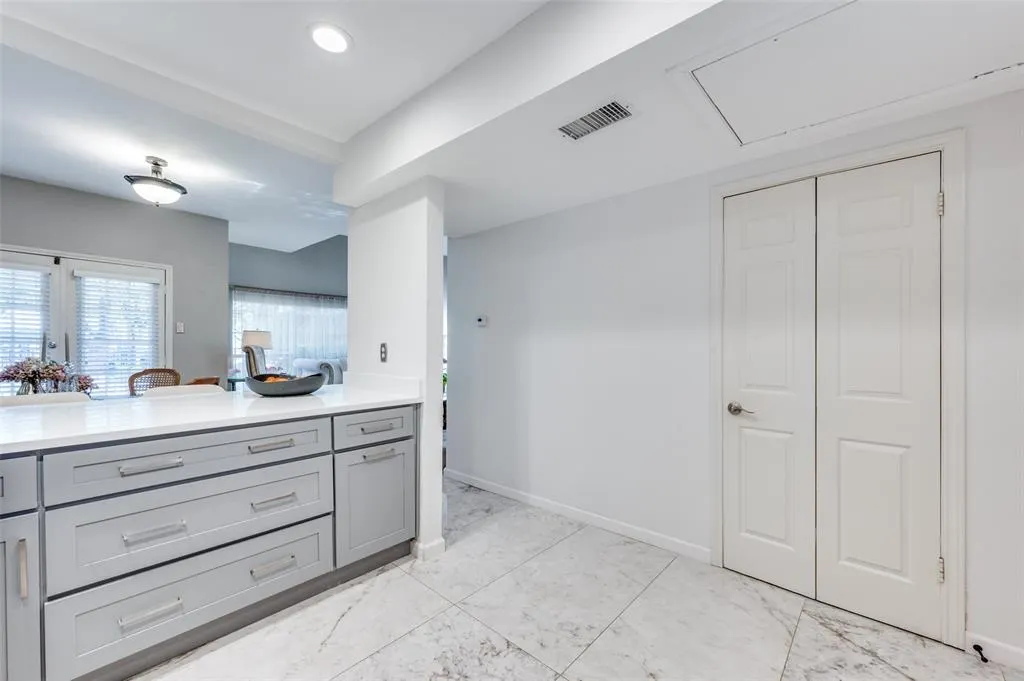 4050 Frankford Road, #608