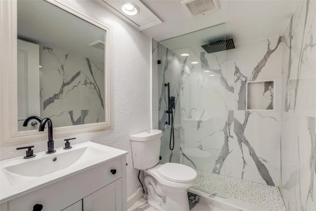 5325 Fleetwood Oaks Avenue, #253