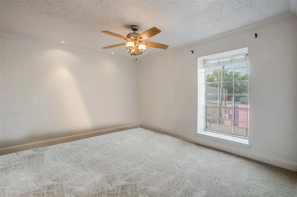 5325 Fleetwood Oaks Avenue, #253