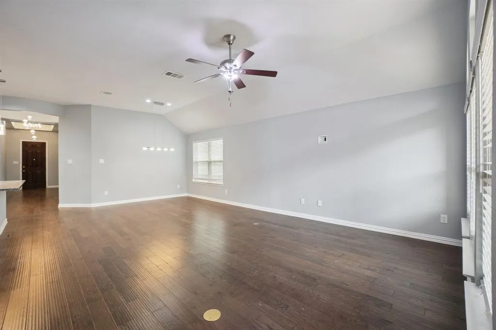 5632 Barrique Boulevard