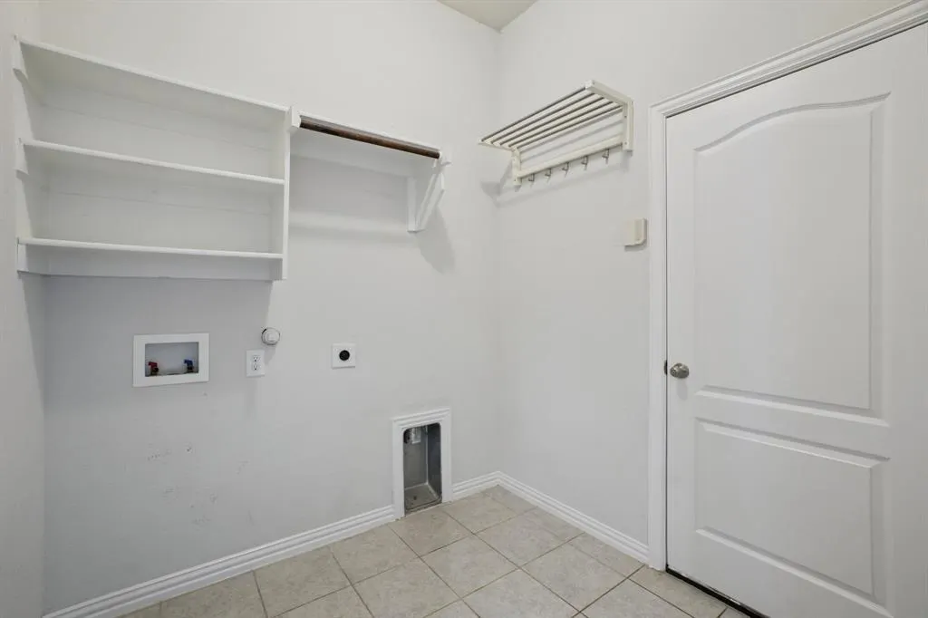 5632 Barrique Boulevard