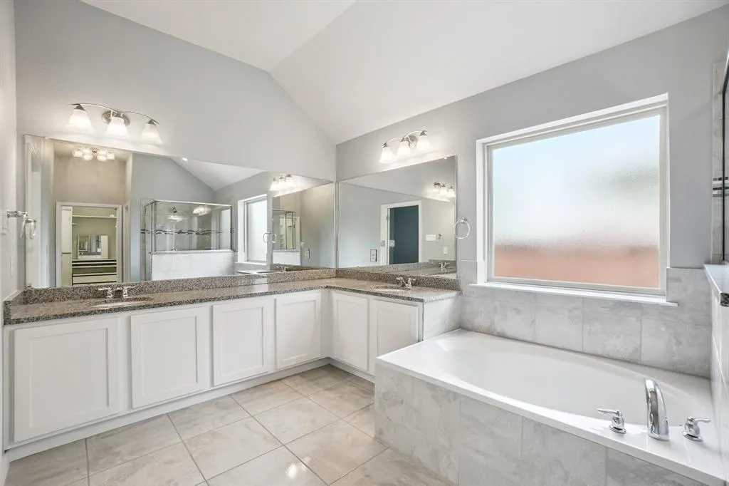 5632 Barrique Boulevard