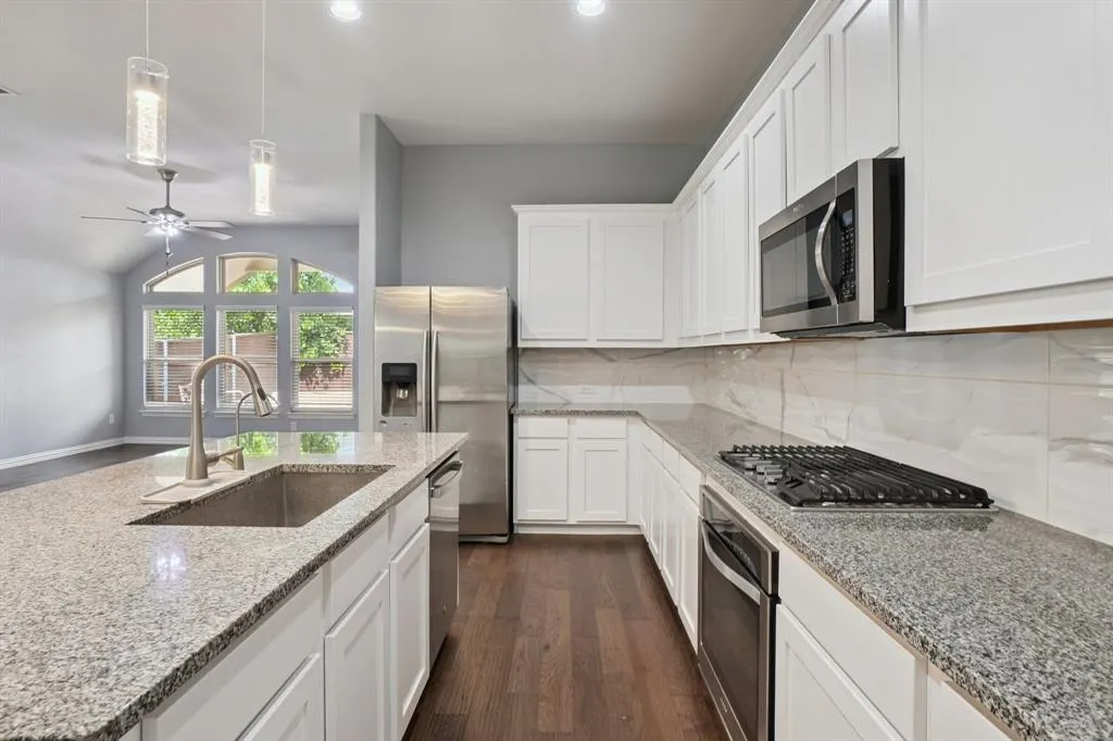 5632 Barrique Boulevard