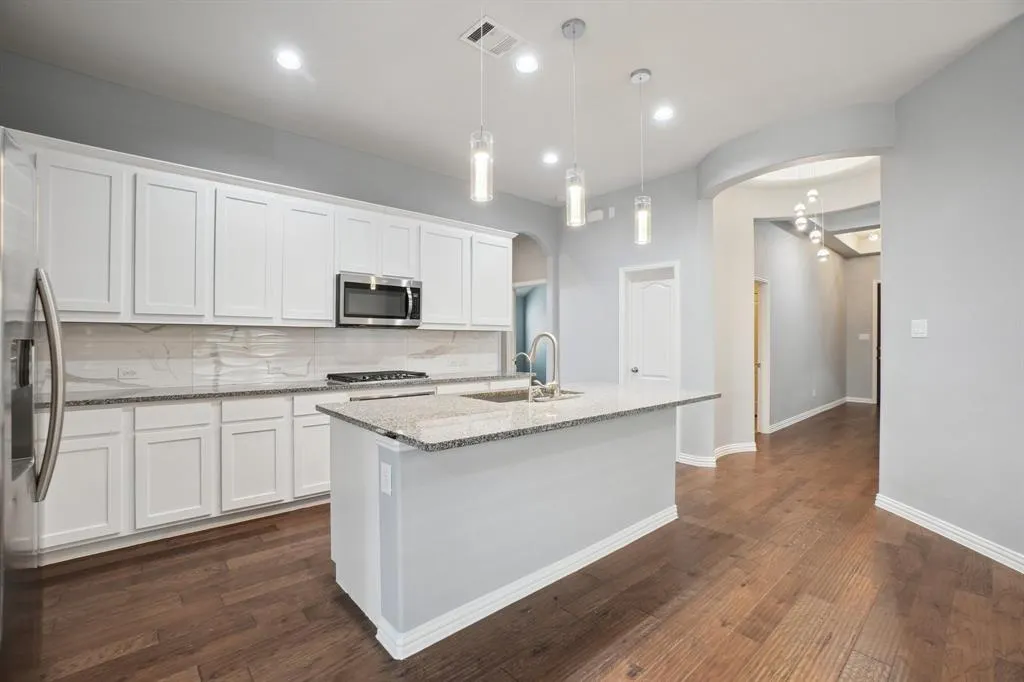 5632 Barrique Boulevard