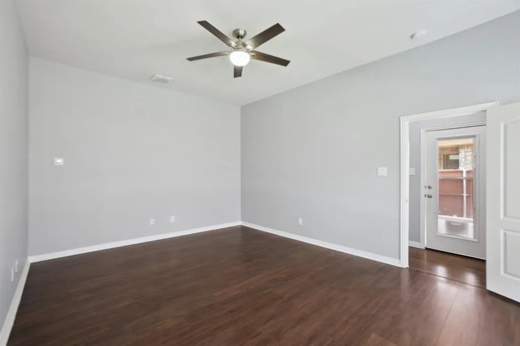 5632 Barrique Boulevard