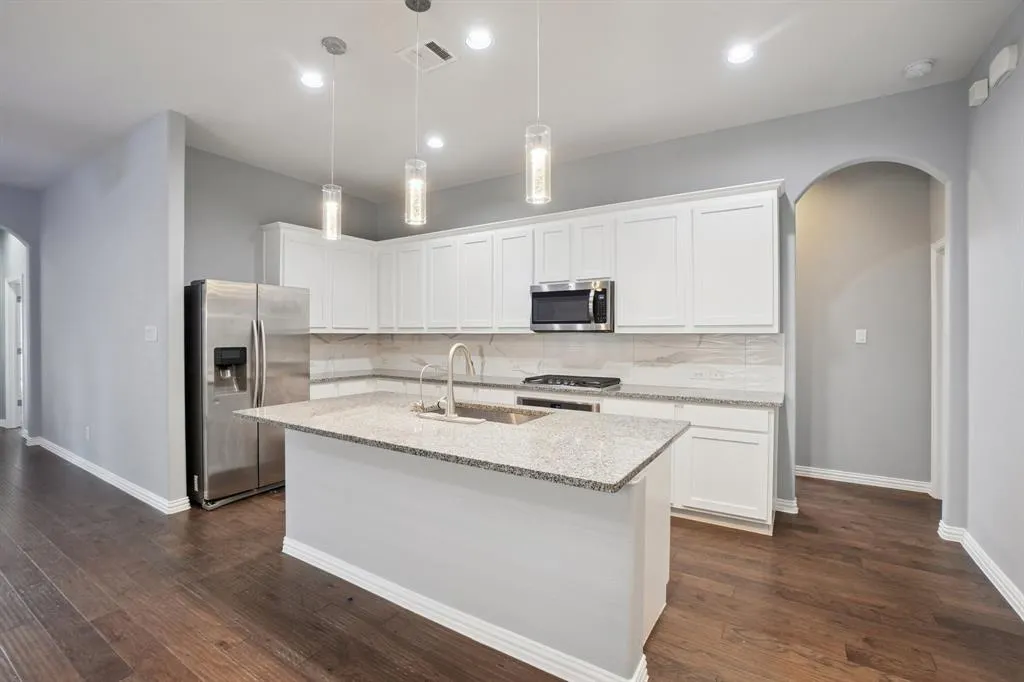 5632 Barrique Boulevard