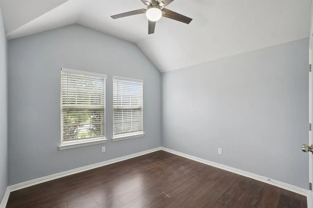 5632 Barrique Boulevard