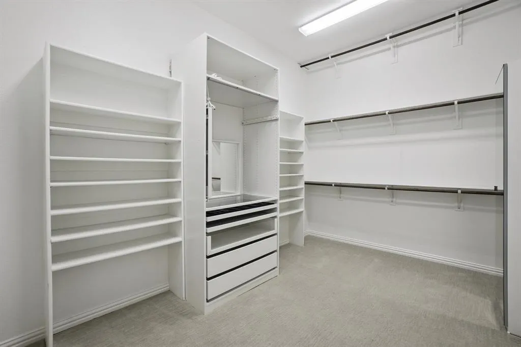 5632 Barrique Boulevard