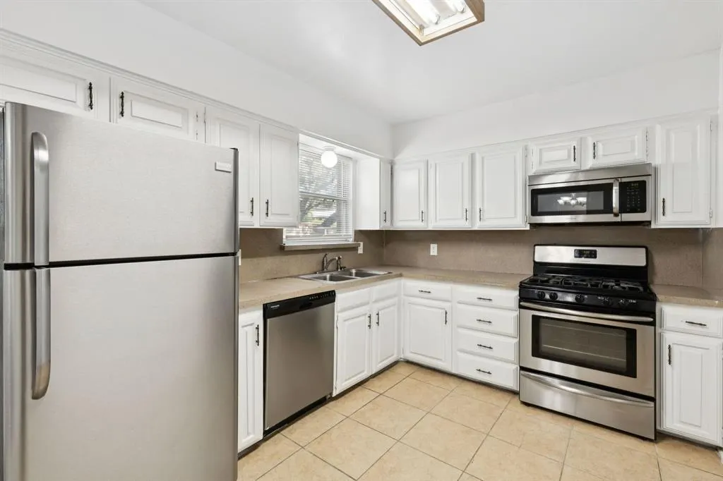 10907 Cotillion Drive