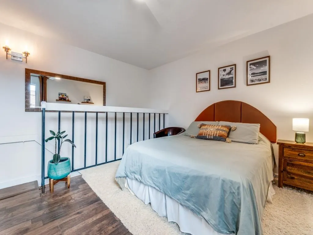 5200 Martel Avenue, #6Q