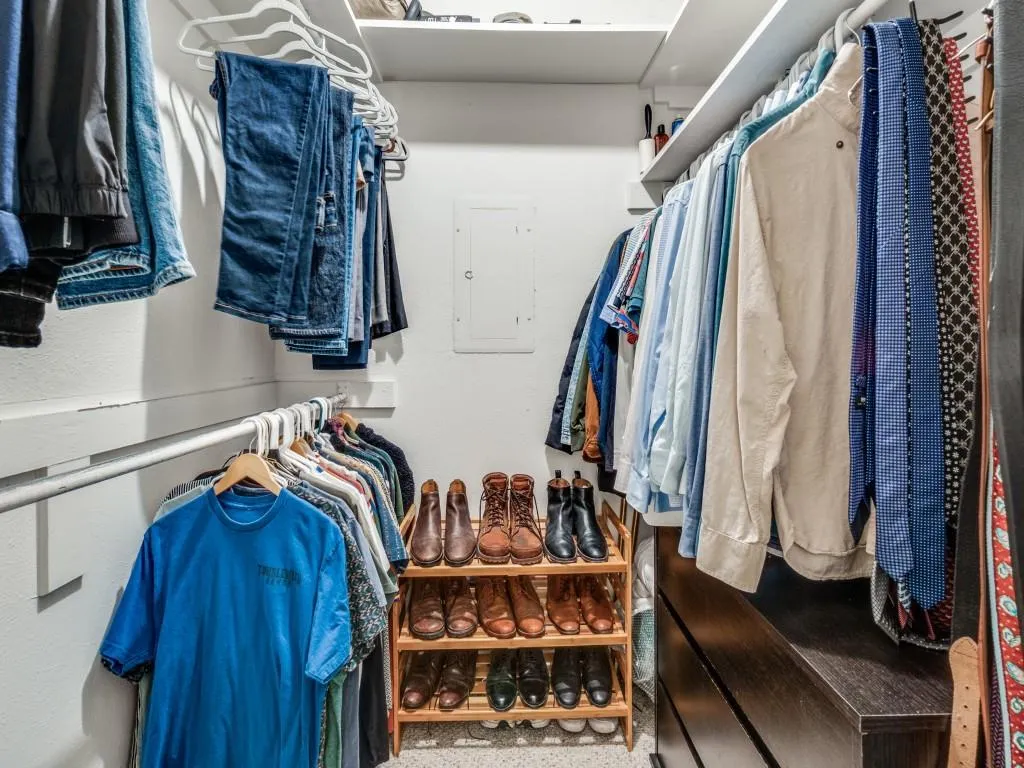 5200 Martel Avenue, #6Q