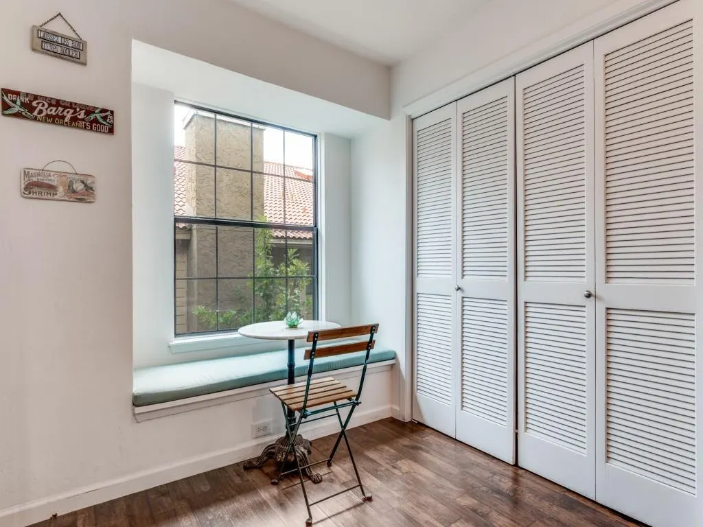 5200 Martel Avenue, #6Q