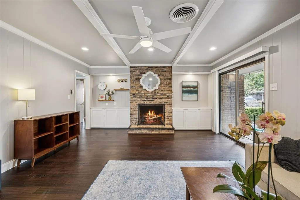 8422 Sweetwood Drive