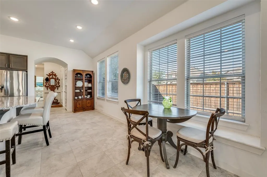 3528 Periwinkle Drive