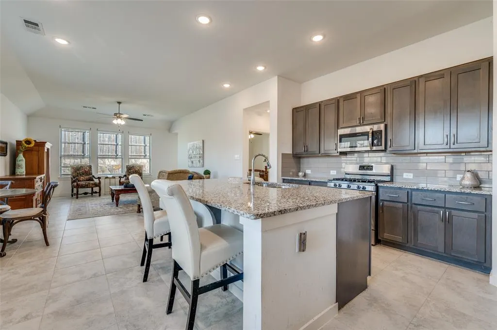 3528 Periwinkle Drive