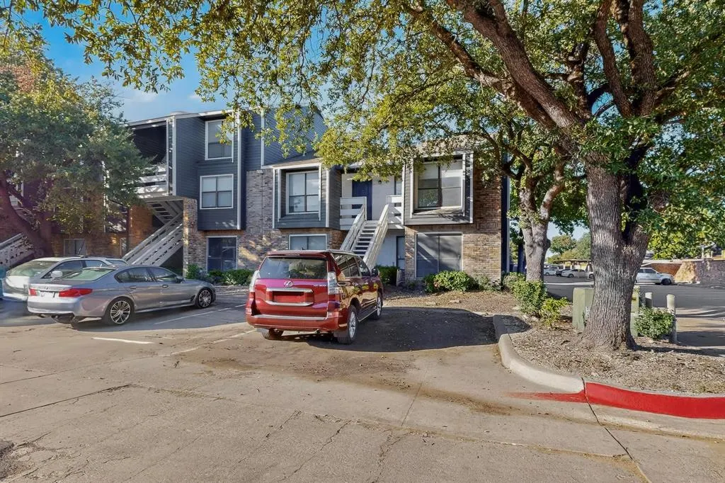 5840 Spring Valley Road, #810