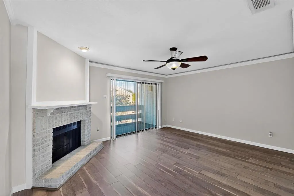 5840 Spring Valley Road, #810