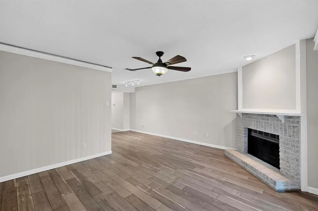 5840 Spring Valley Road, #810