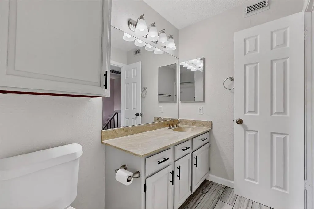 5840 Spring Valley Road, #810