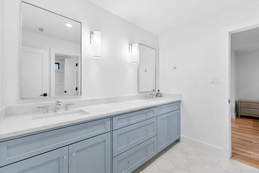 4391 Shady Bend Drive