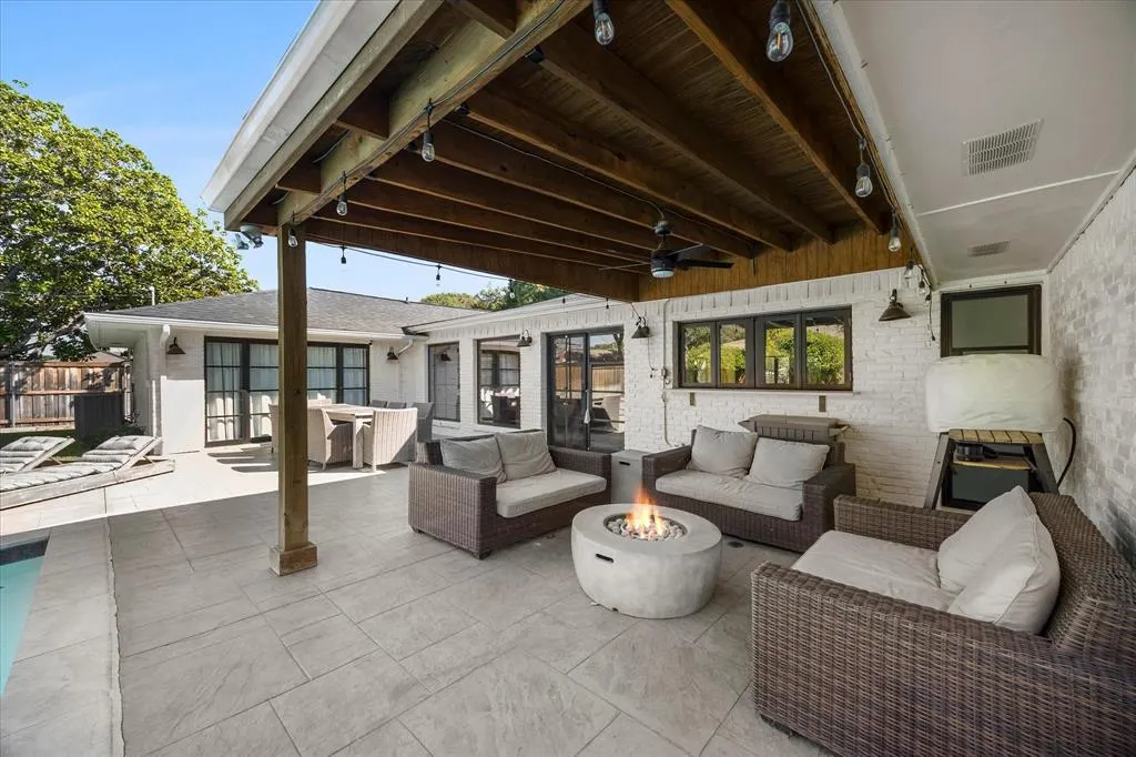 4391 Shady Bend Drive