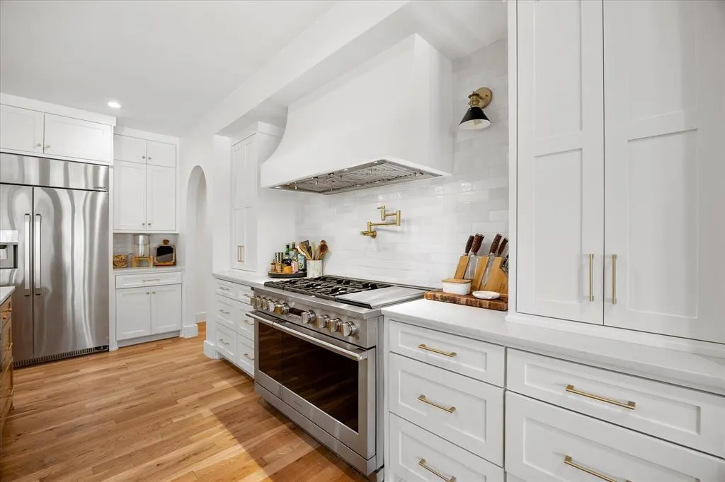 4391 Shady Bend Drive