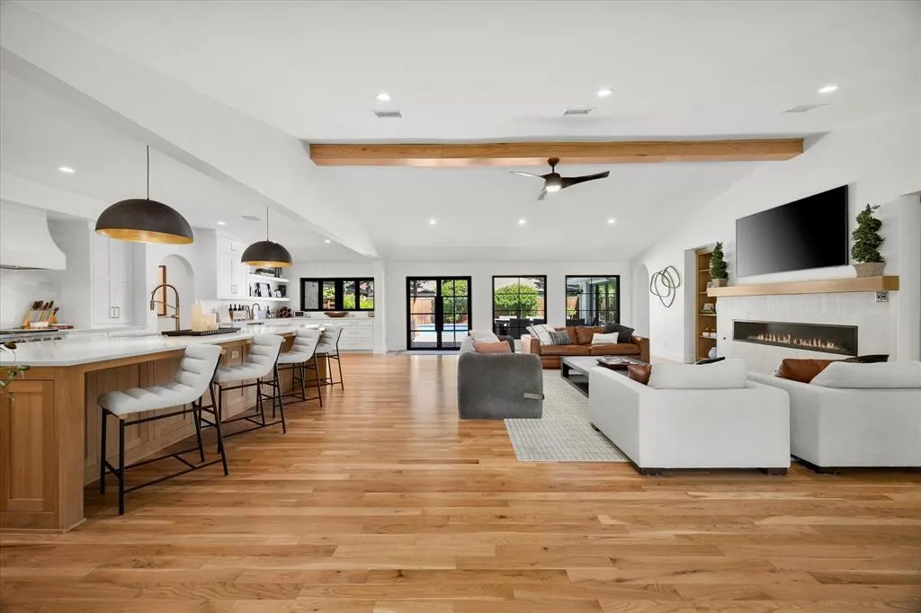 4391 Shady Bend Drive