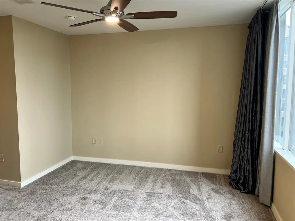 1200 Main Street, #1705