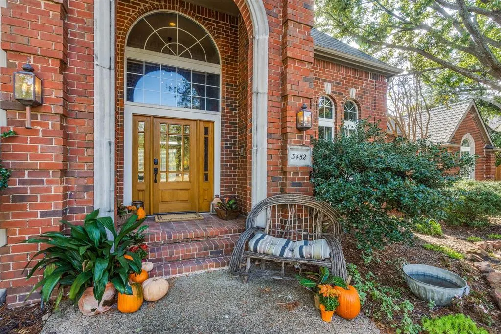 3452 Hearst Castle Way