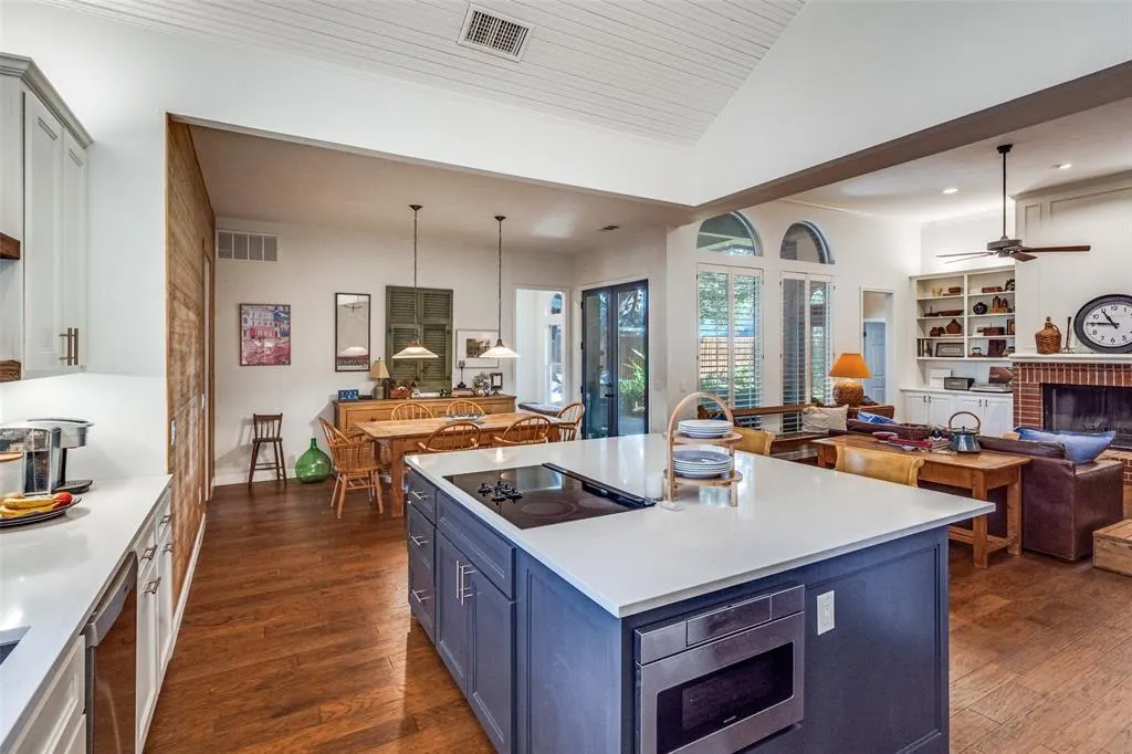 3452 Hearst Castle Way