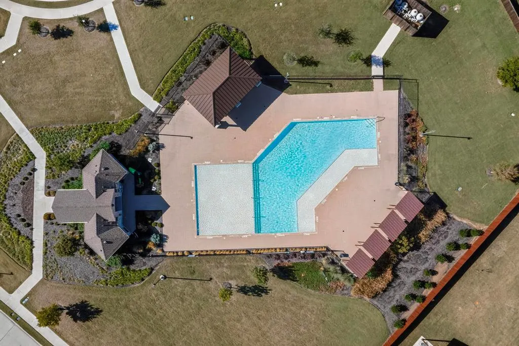 1717 Roadrunner Drive