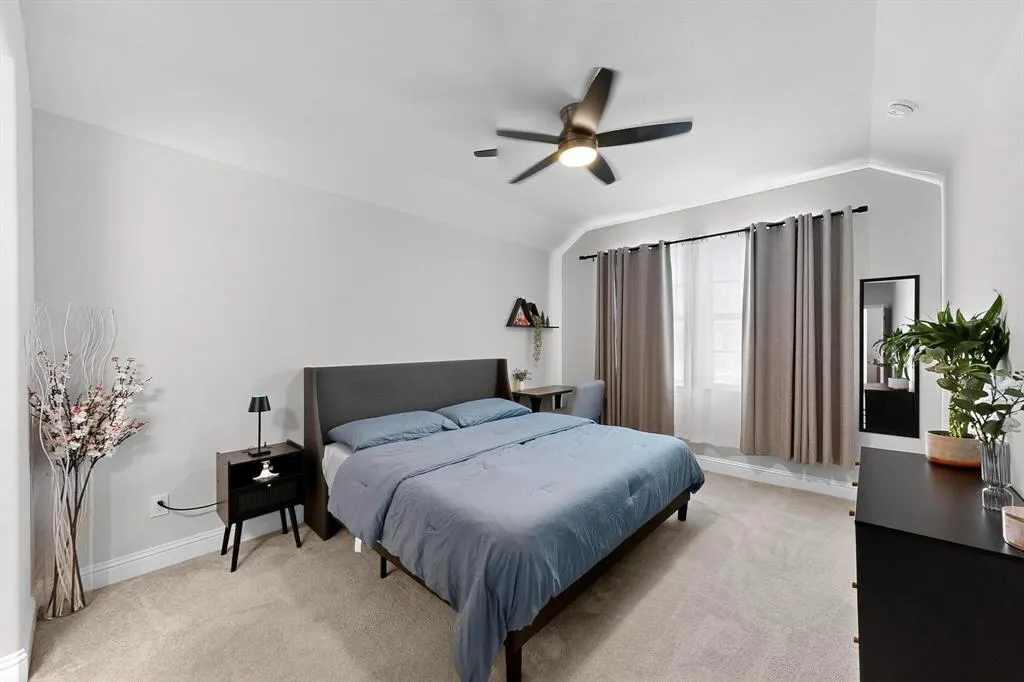 1717 Roadrunner Drive