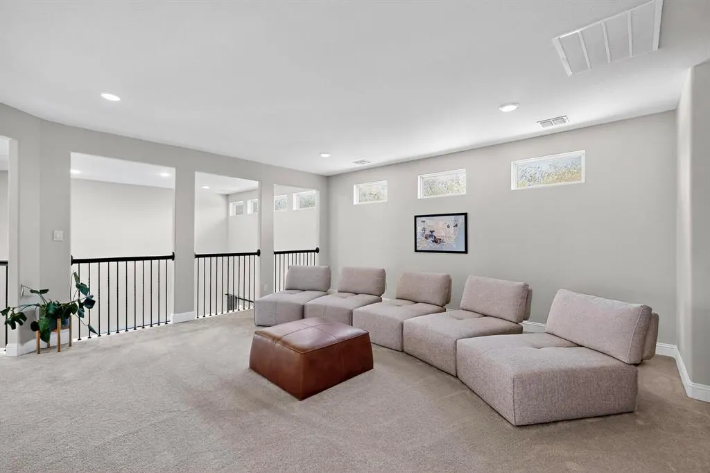 1717 Roadrunner Drive