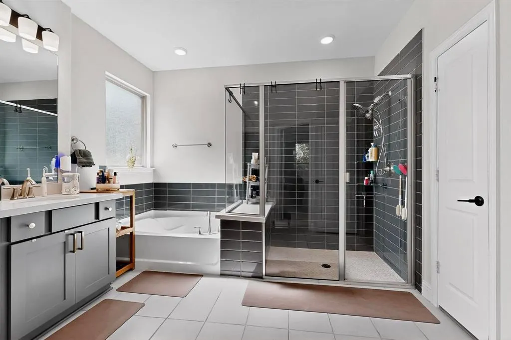 1717 Roadrunner Drive